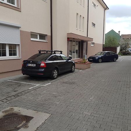 Schiller Apartment 57 - Free Private Parking Brasov Luaran gambar