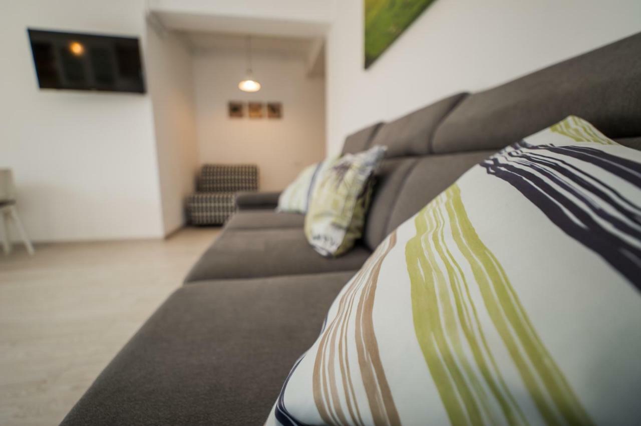 Schiller Apartment 57 - Free Private Parking Brasov Luaran gambar